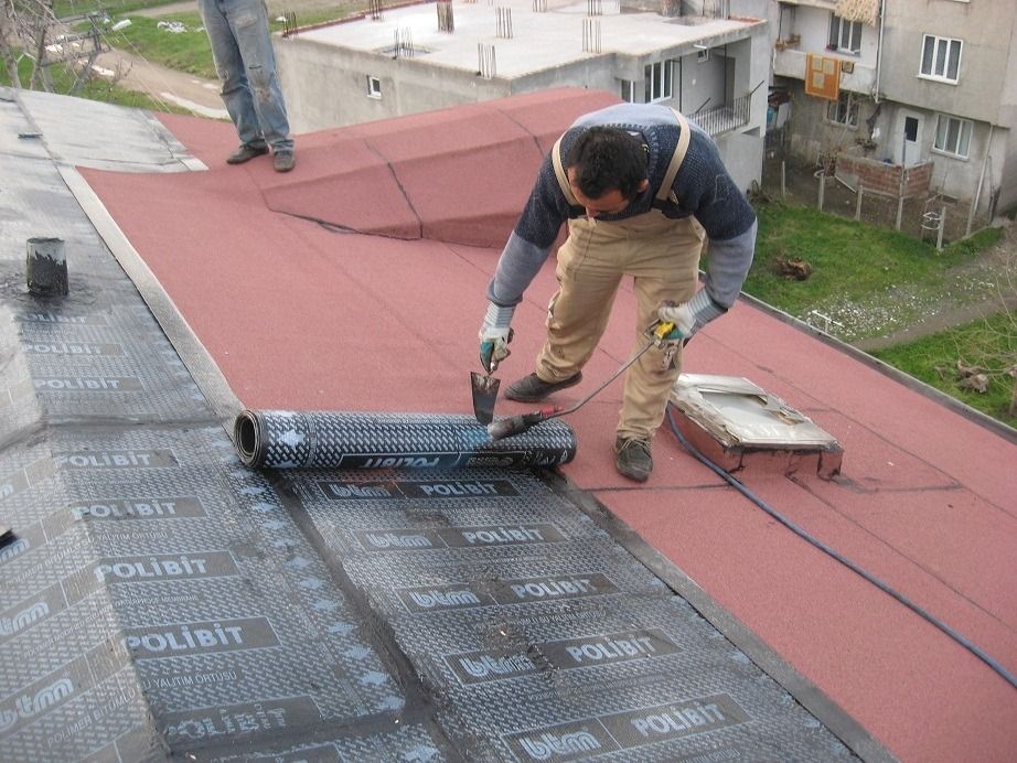 Gediz EPDM Kauçuk Çatı – düz çatıda arduvazlı bitümlü membran serimi